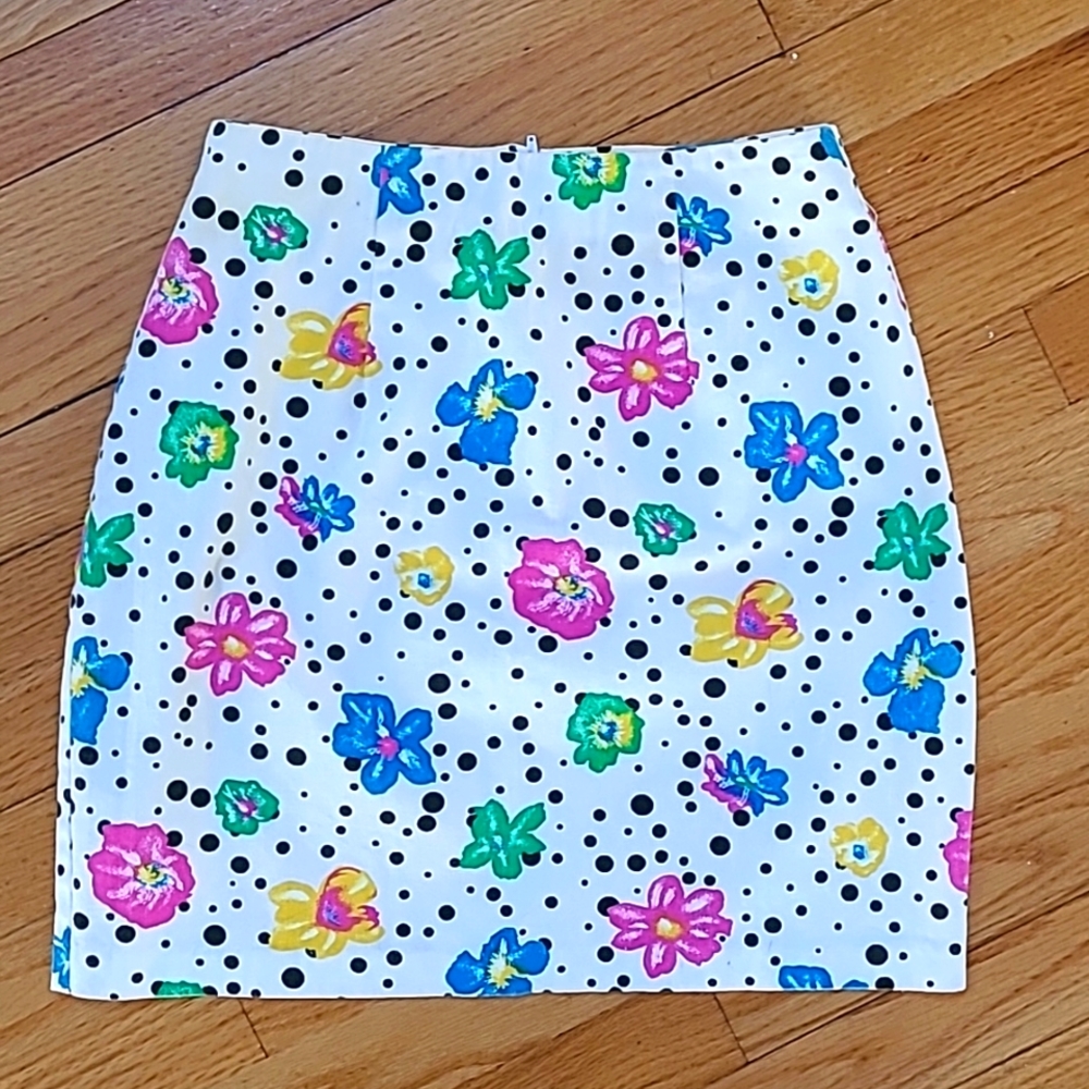 🌸Sportgear floral skirt size 7/8